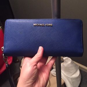 Micheal Kors wallet